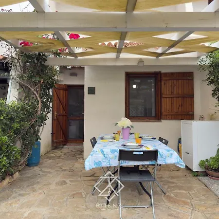 Ferienhaus Domu Camelia - 300 Meters From The Sea