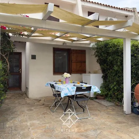Domu Camelia - 300 Meters From The Sea Ferienhaus Porto Ottiolu